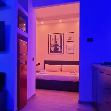 Апартаменты The Downtown Loft Centro Карпи